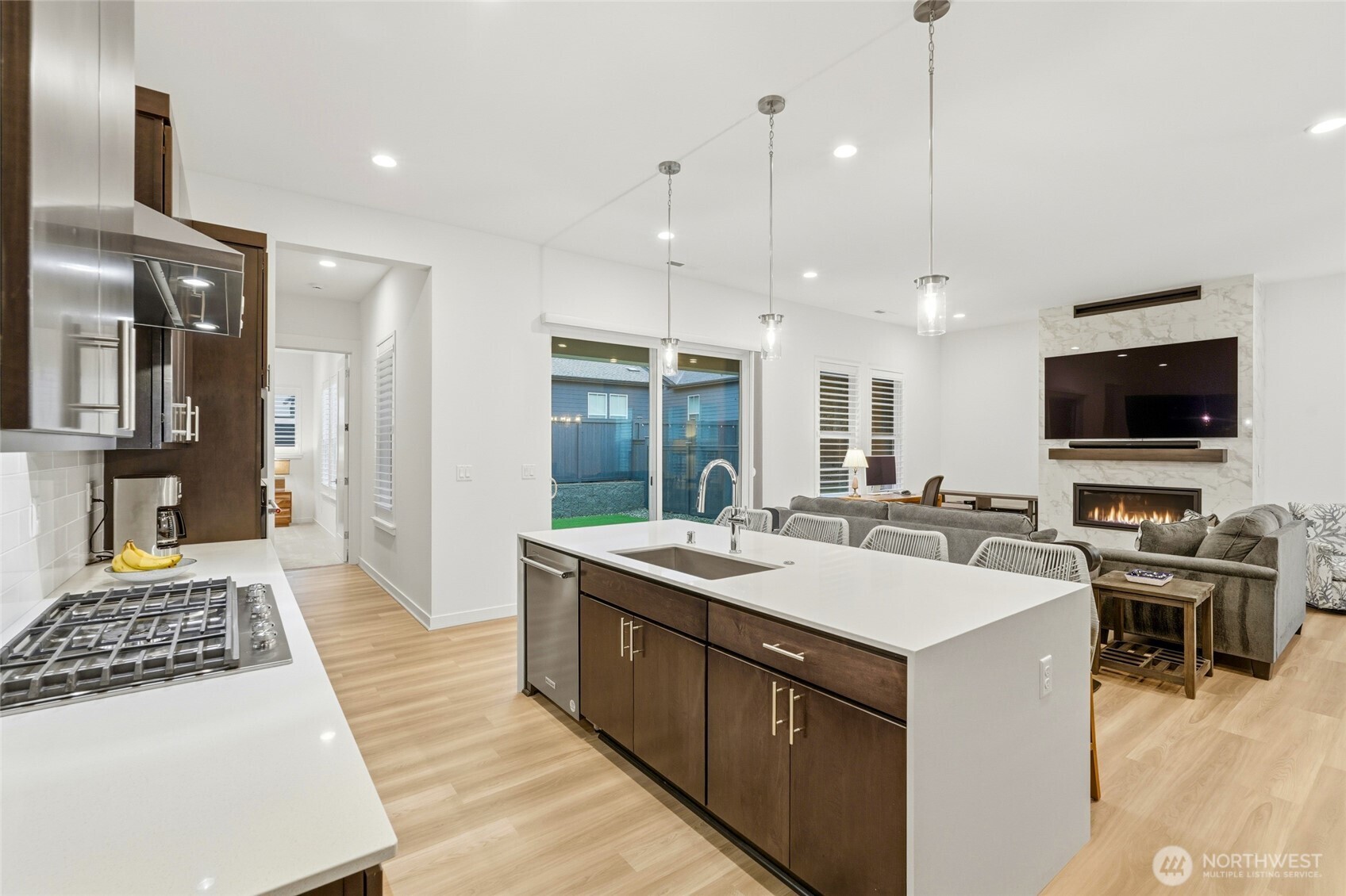 23559 SE Wisteria Street , Black Diamond, WA 98010