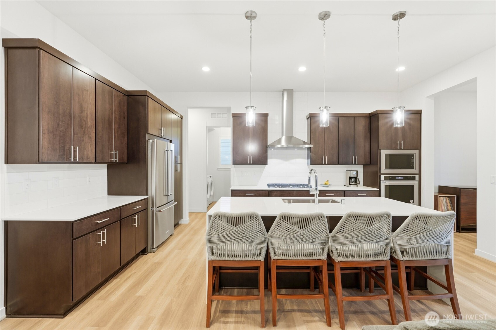 23559 SE Wisteria Street , Black Diamond, WA 98010