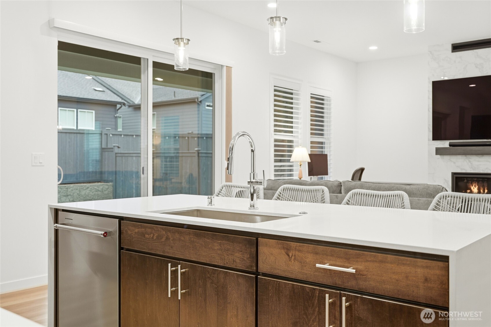 23559 SE Wisteria Street , Black Diamond, WA 98010