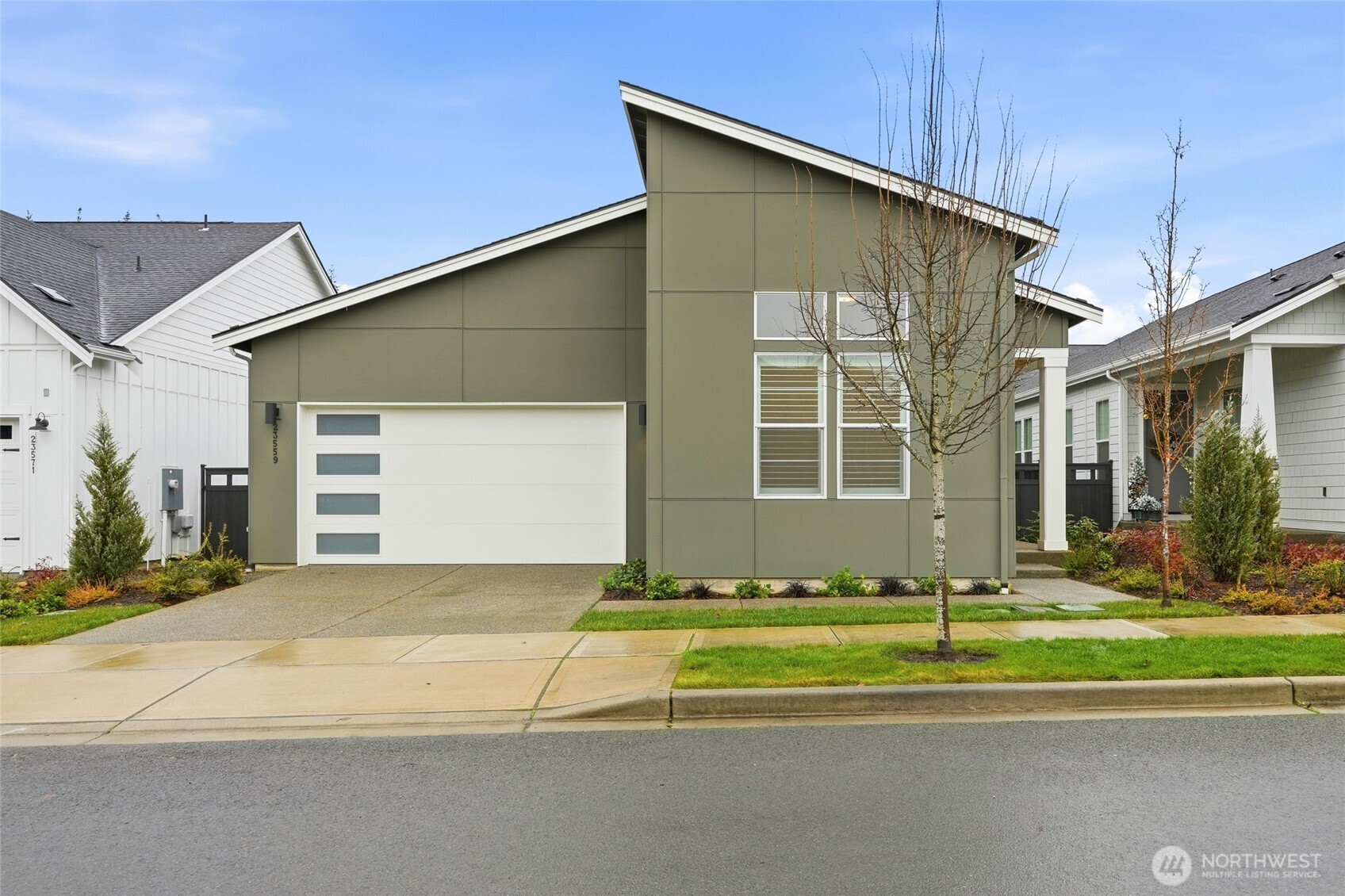 23559 SE Wisteria Street , Black Diamond, WA 98010