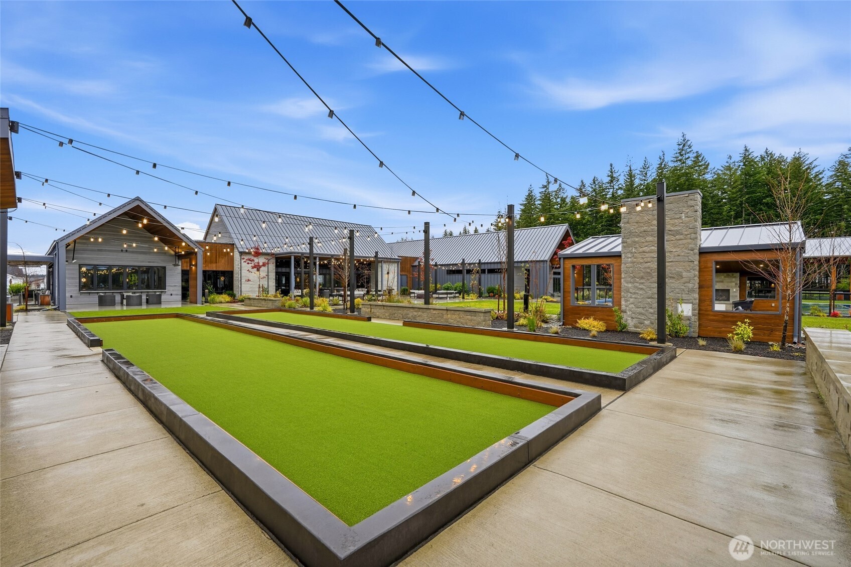 23559 SE Wisteria Street , Black Diamond, WA 98010