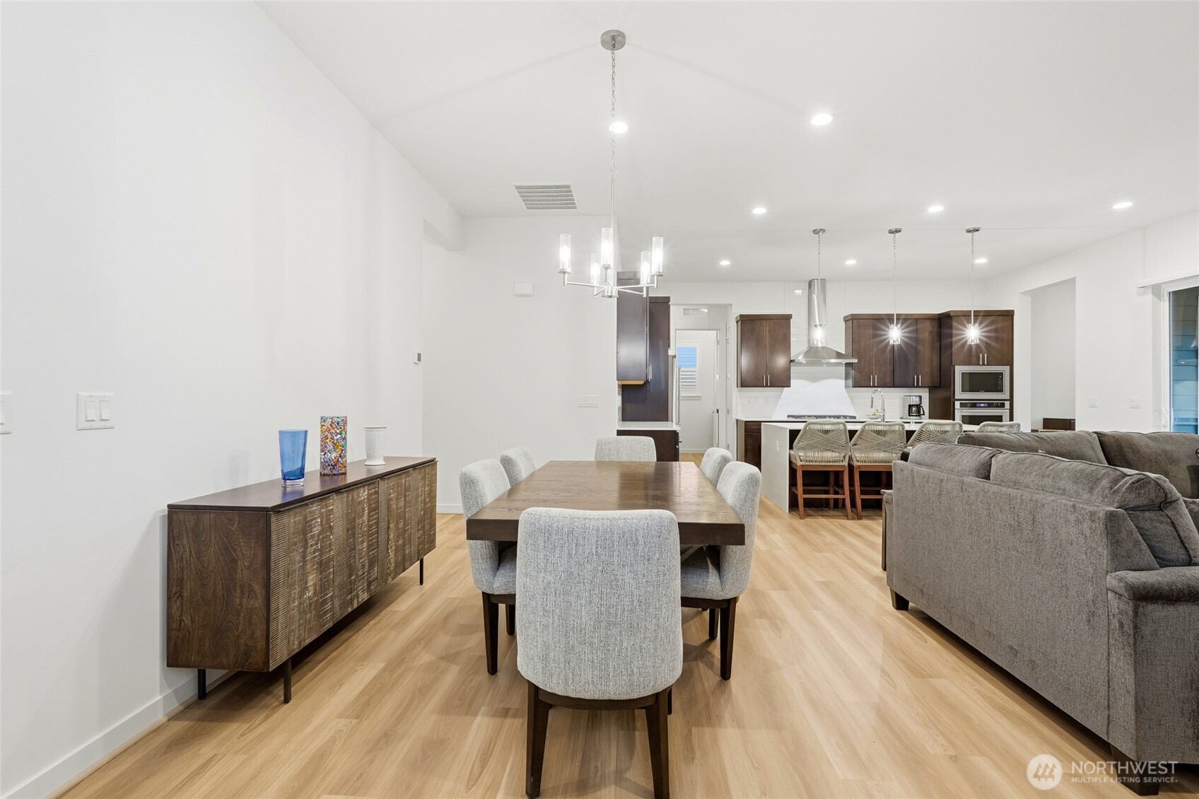 23559 SE Wisteria Street , Black Diamond, WA 98010