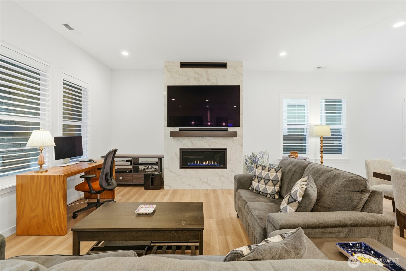 23559 SE Wisteria Street , Black Diamond, WA 98010