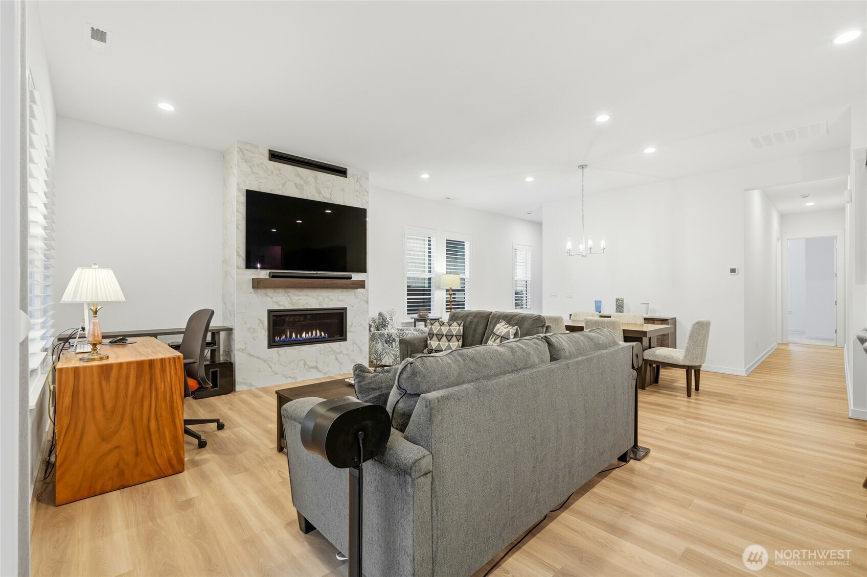 23559 SE Wisteria Street , Black Diamond, WA 98010