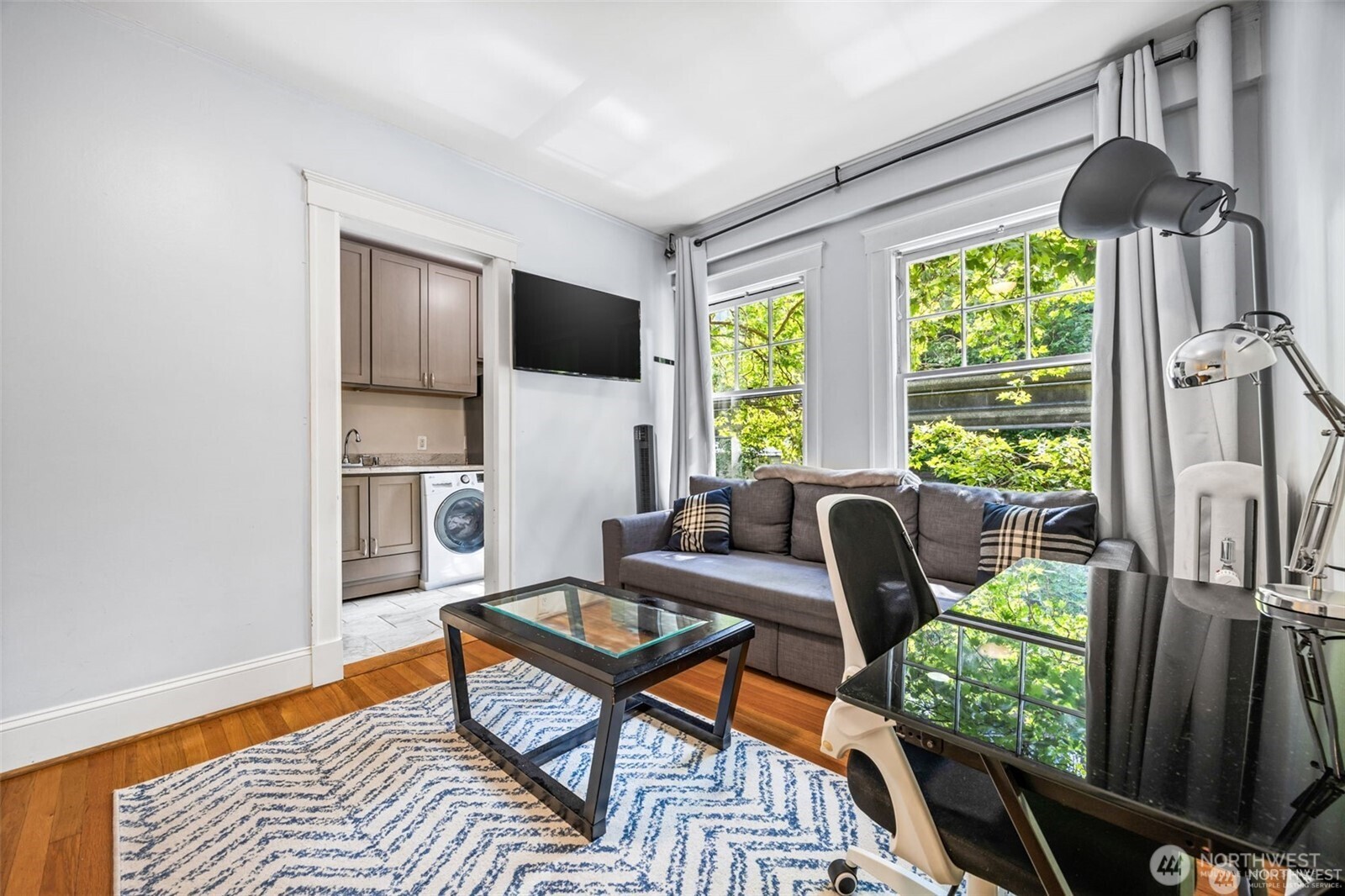 2132 5th Avenue #202, Seattle, WA 98121