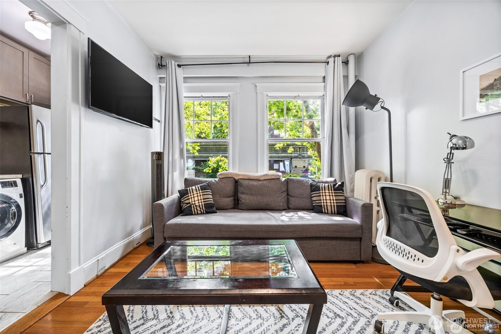 2132 5th Avenue #202, Seattle, WA 98121