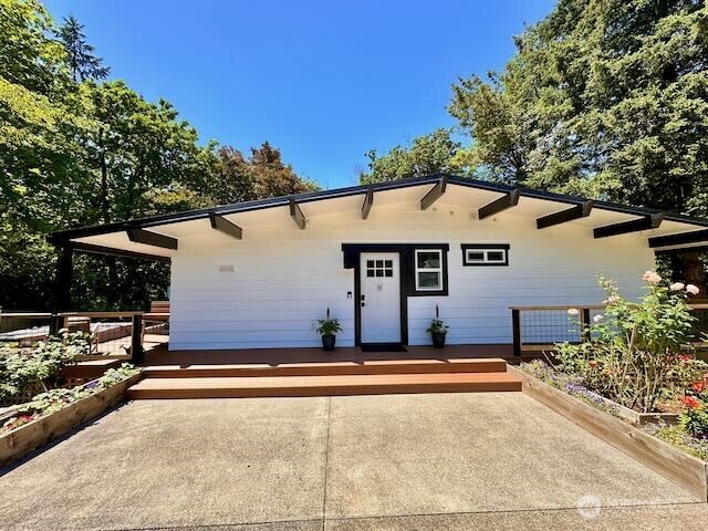 19306 NW 11th Avenue , Ridgefield, WA 98642