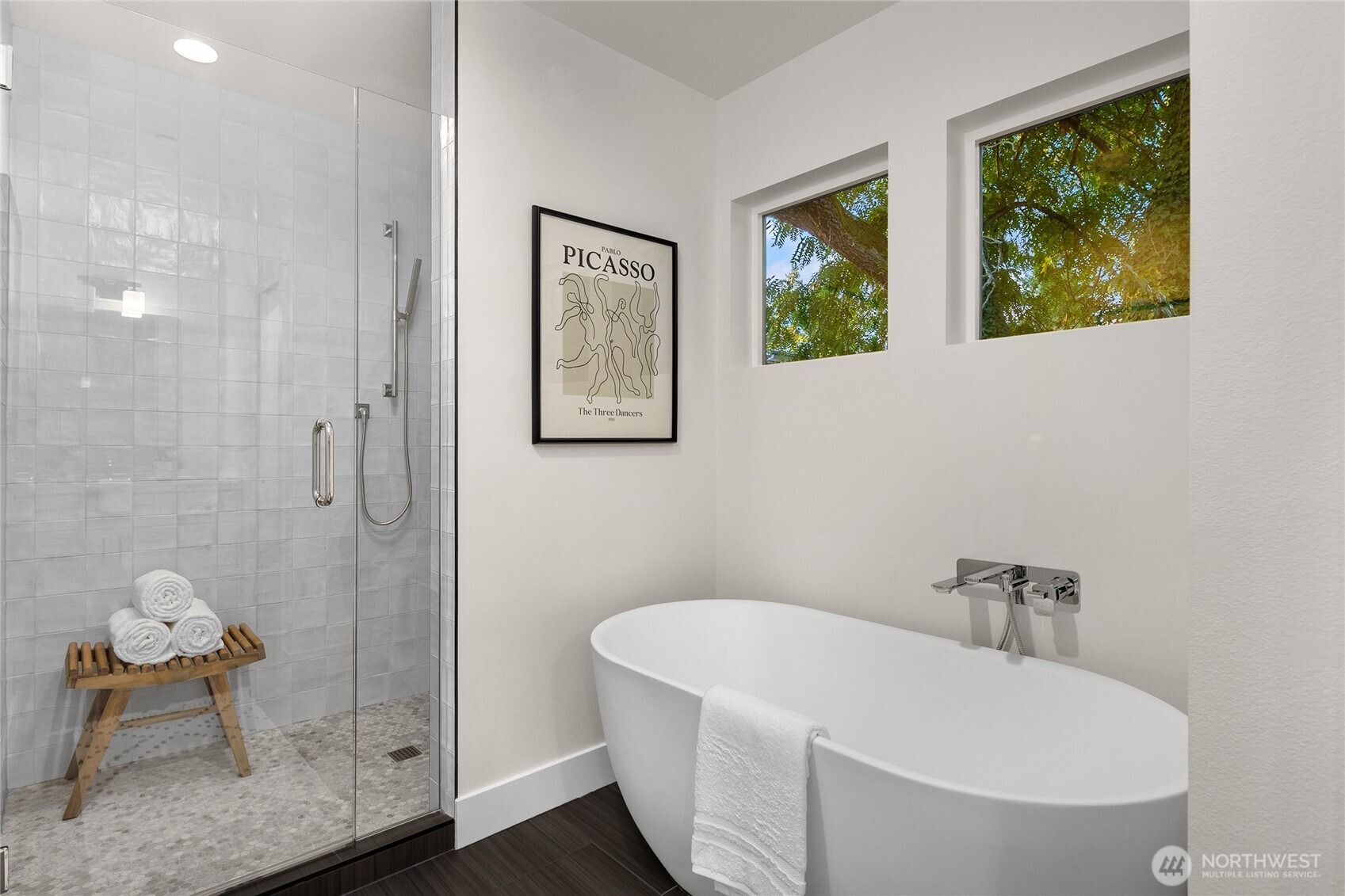 636 11th Avenue , Kirkland, WA 98033