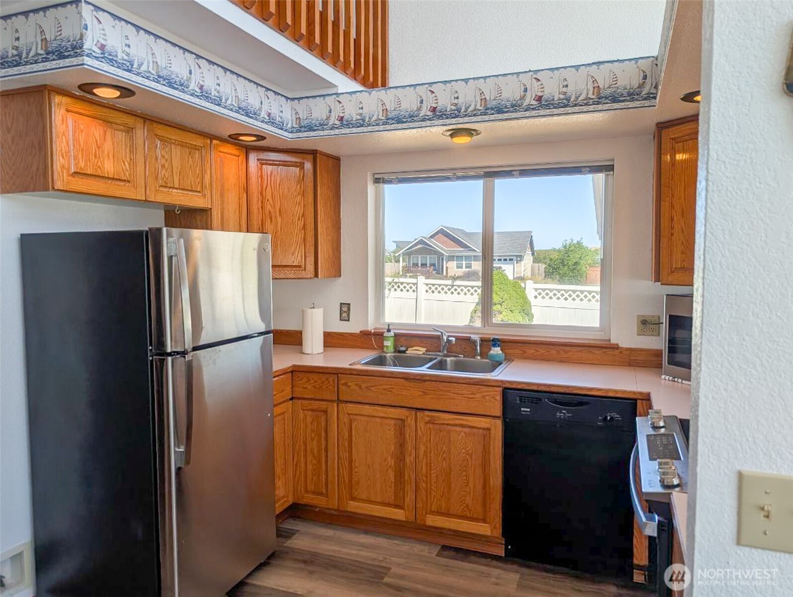 1249 E Ocean Shores Boulevard SW, Ocean Shores, WA 98569