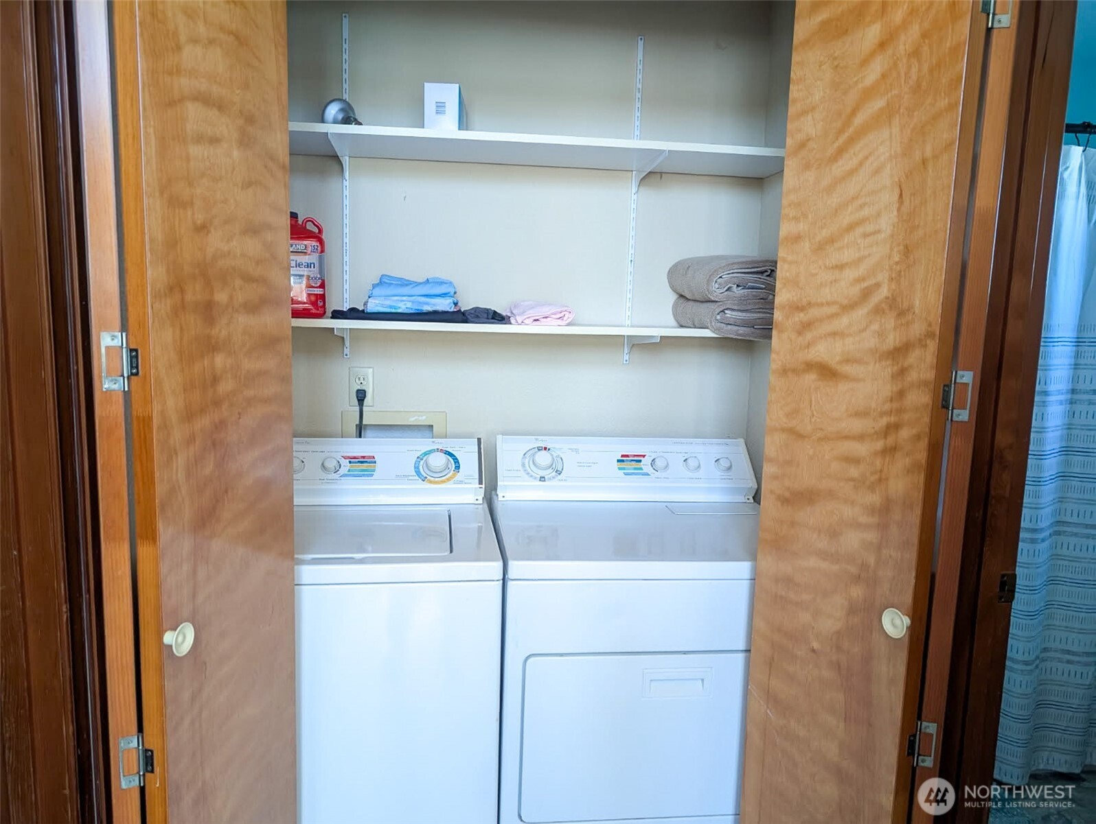 1249 E Ocean Shores Boulevard SW, Ocean Shores, WA 98569