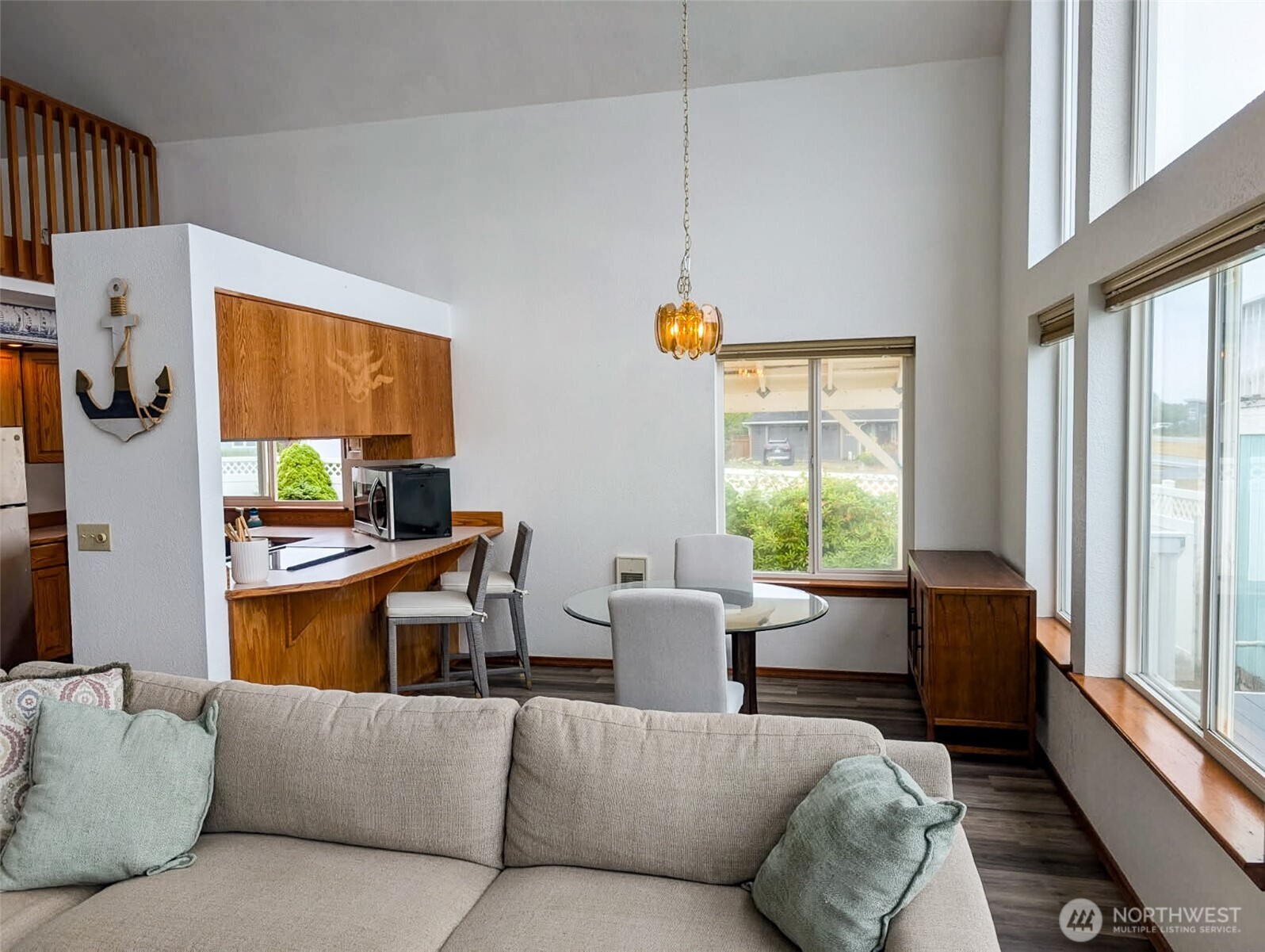 1249 E Ocean Shores Boulevard SW, Ocean Shores, WA 98569