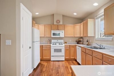 1130 Heron Ridge Avenue , Port Orchard, WA 98366 - Photo 12