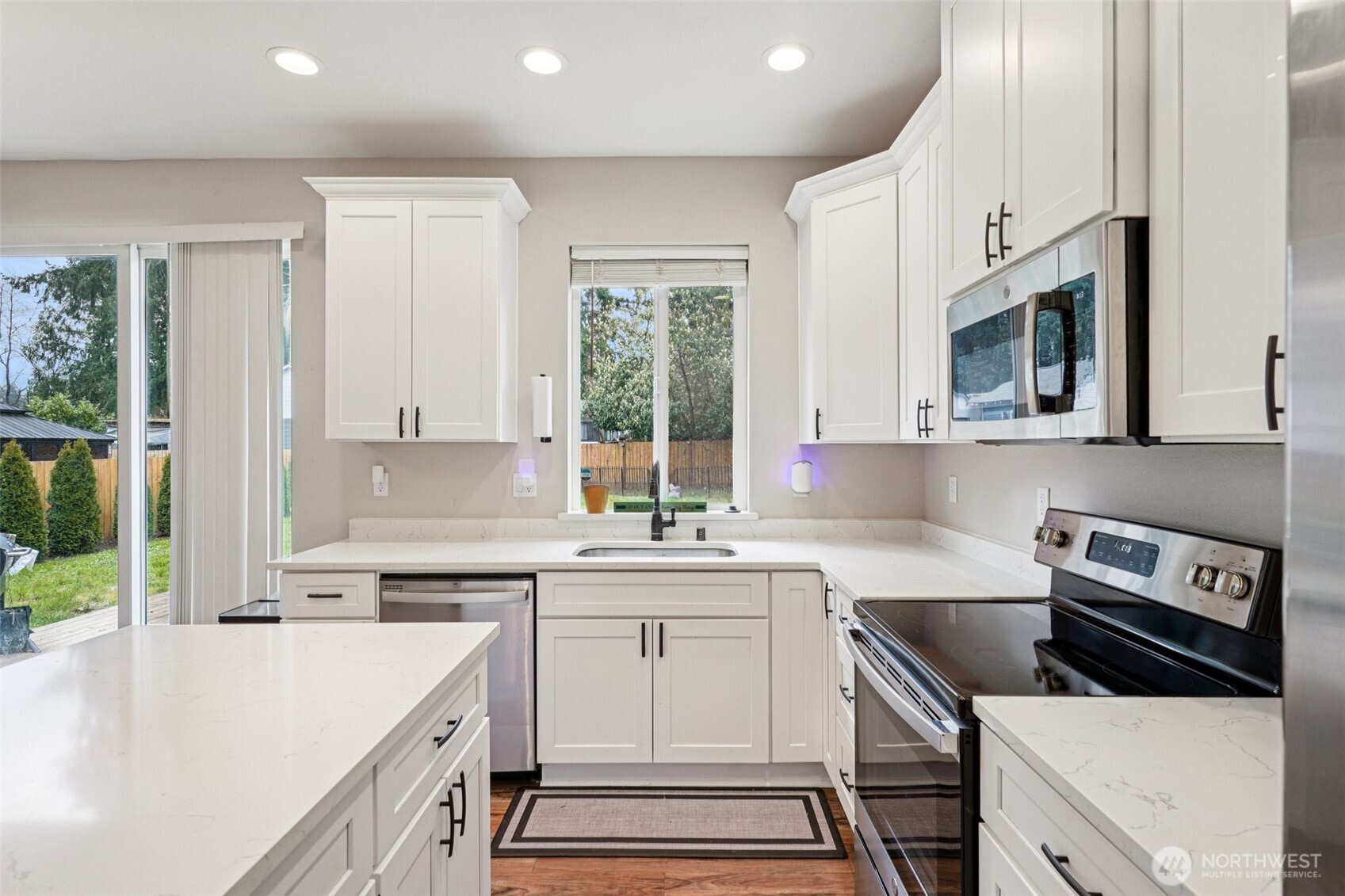 824 99th Street S, Tacoma, WA 98444