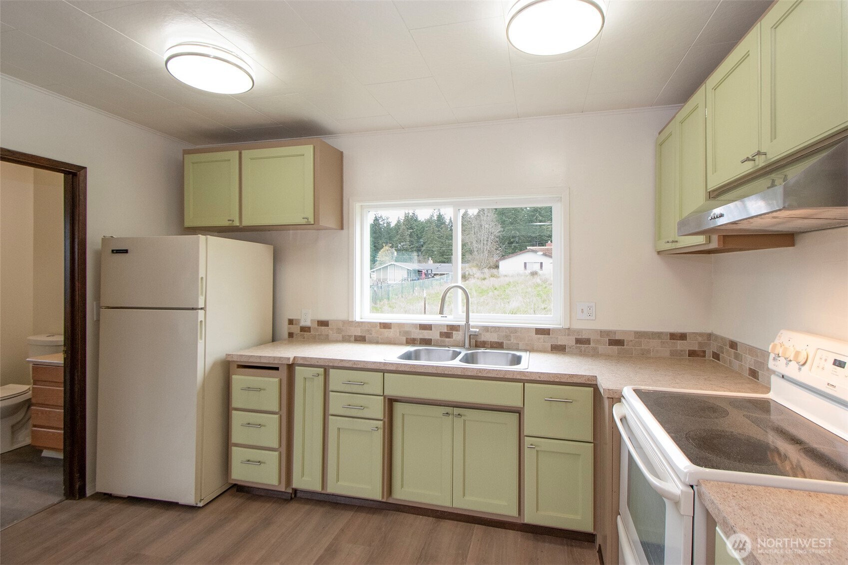 2917 Peabody Street , Port Angeles, WA 98362