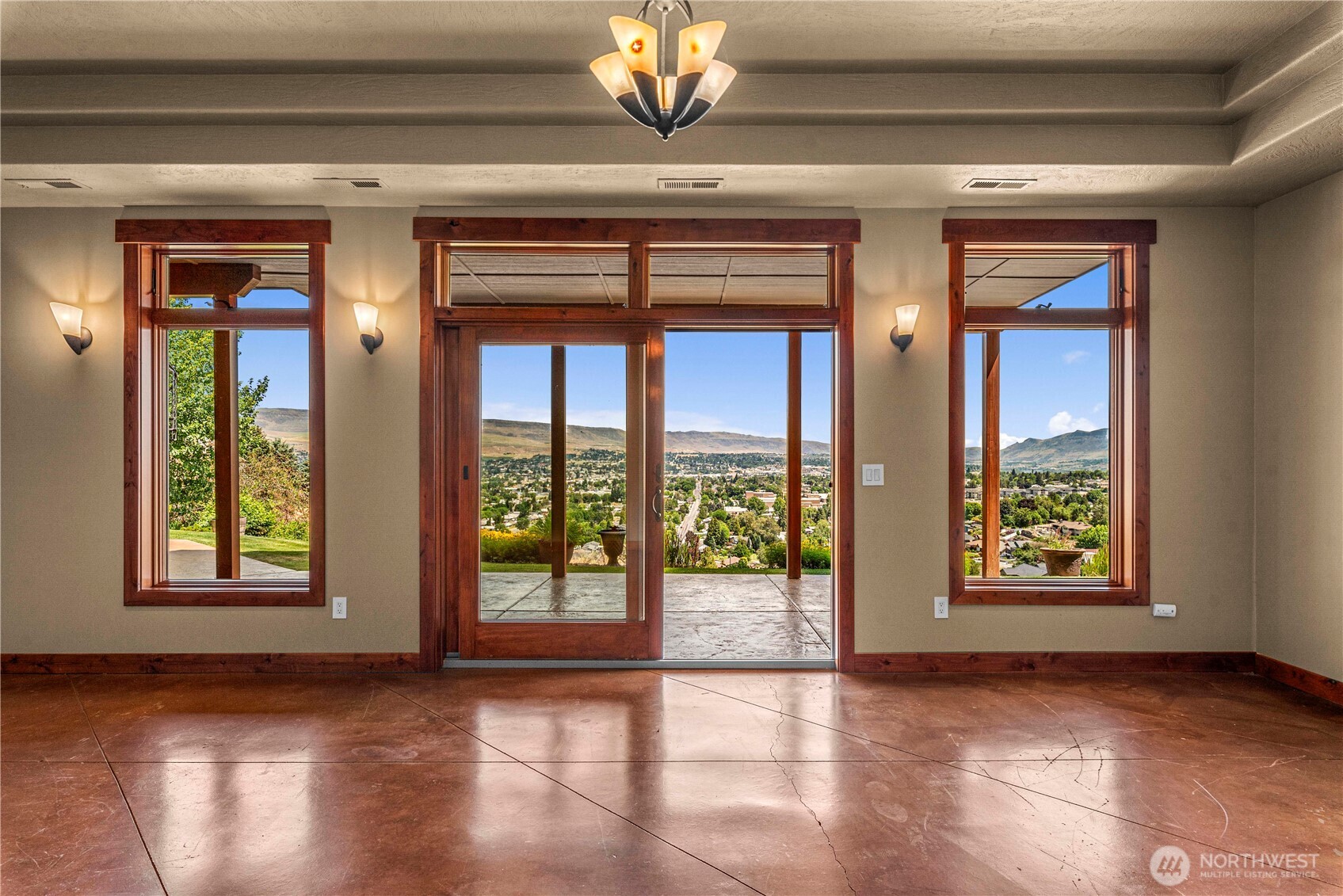 1680 Skyline Drive , Wenatchee, WA 98801