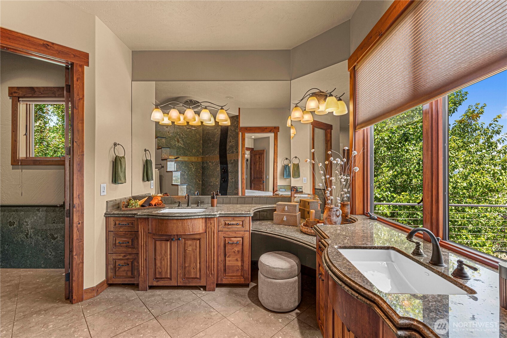 1680 Skyline Drive , Wenatchee, WA 98801