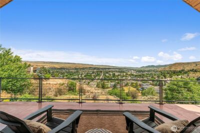1680 Skyline Drive , Wenatchee, WA 98801 - Photo 6