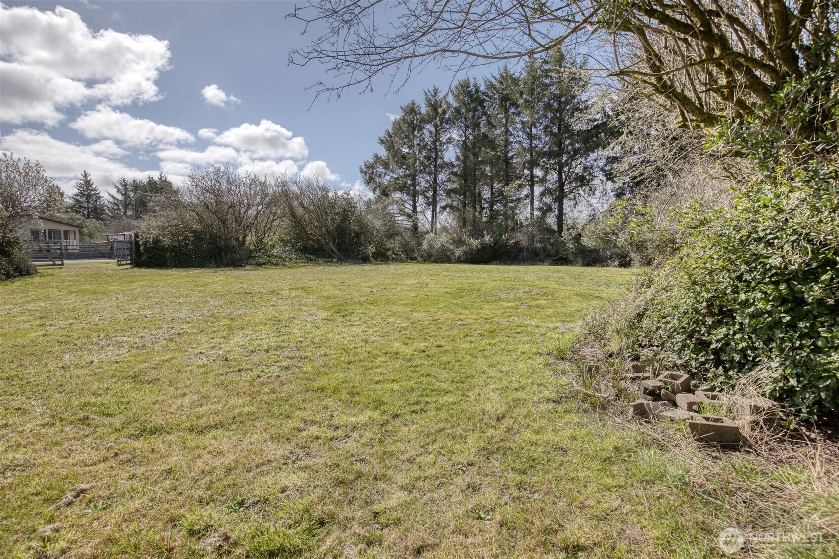 130 Jib Street NW, Ocean Shores, WA 98569