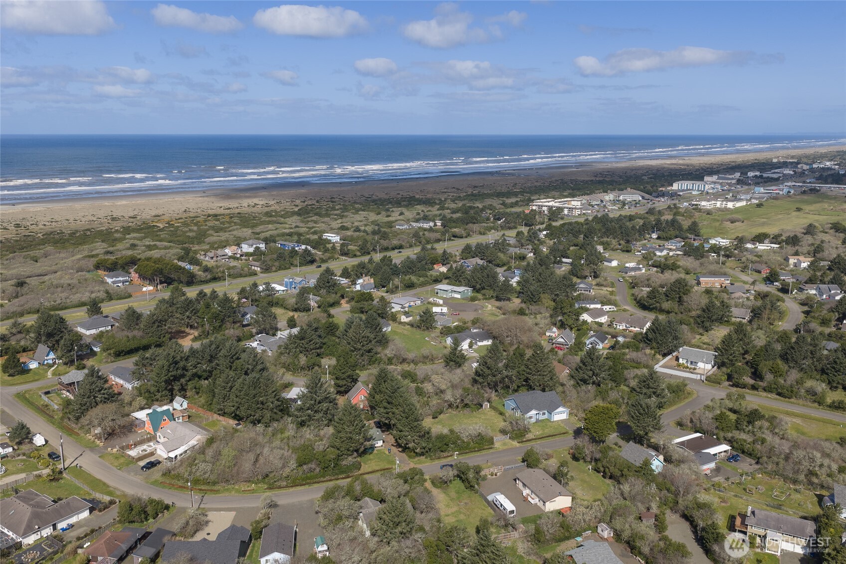 130 Jib Street NW, Ocean Shores, WA 98569