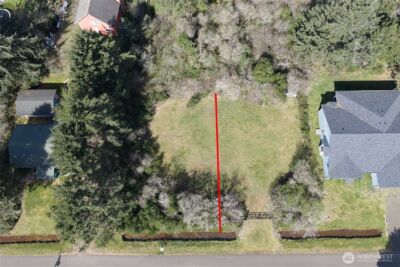 136 Jib Street NW, Ocean Shores, WA 98569 - Photo 2