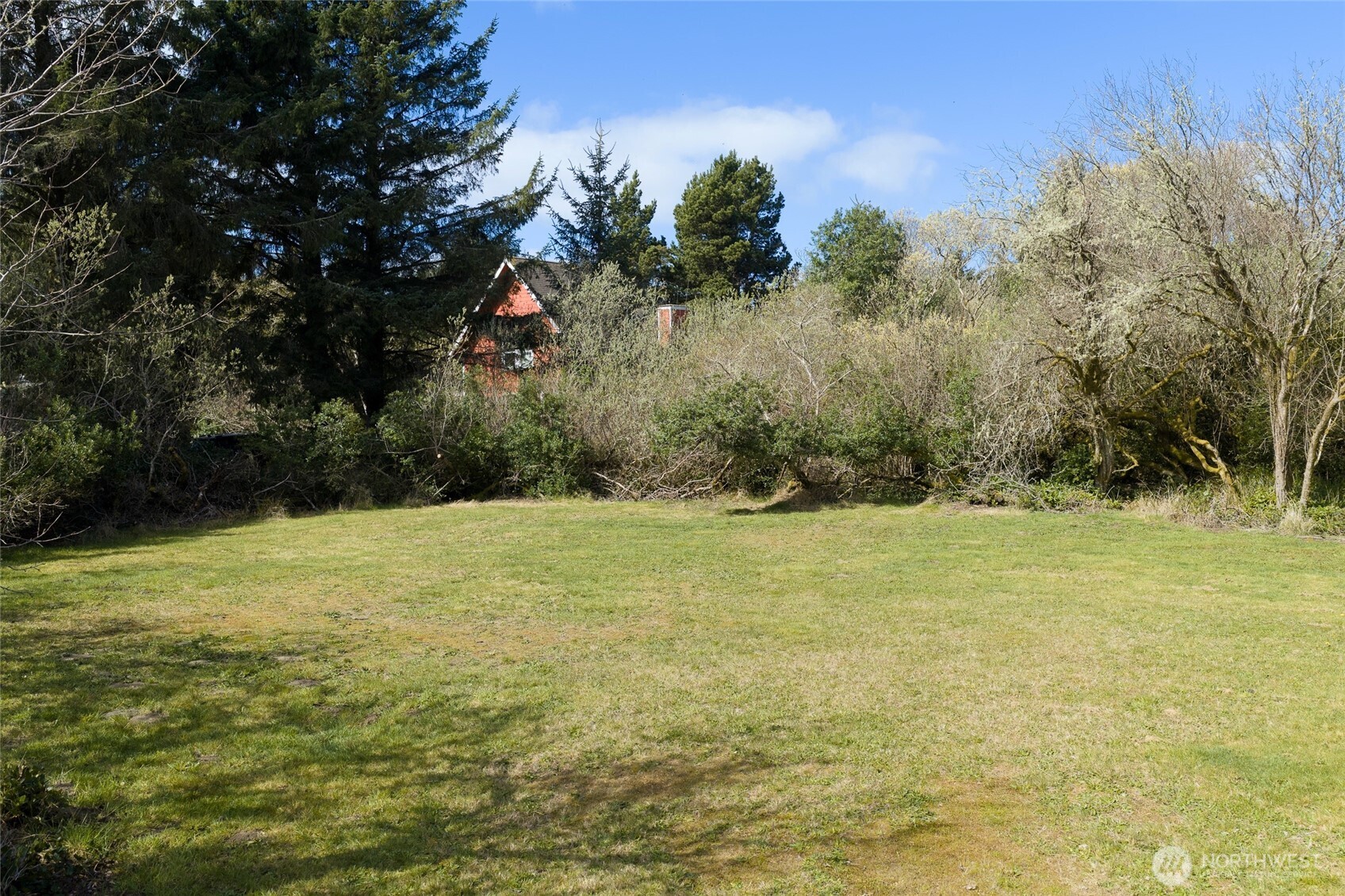 136 Jib Street NW, Ocean Shores, WA 98569