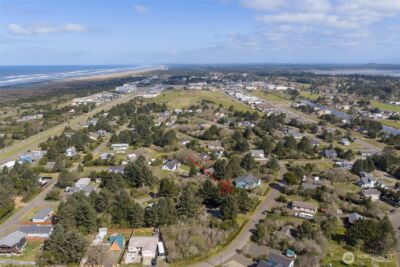 136 Jib Street NW, Ocean Shores, WA 98569 - Photo 6