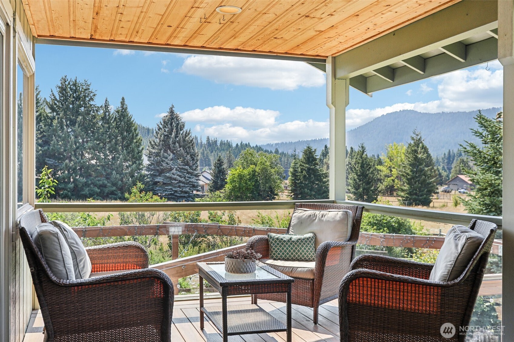 18527 Hazel Street , Leavenworth, WA 98826