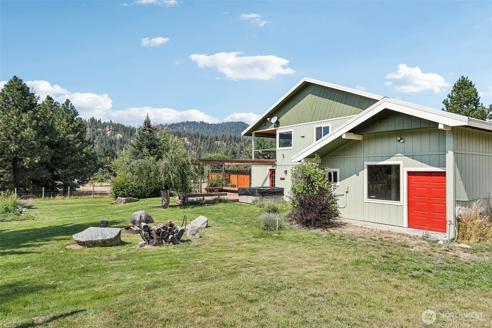 18527 Hazel Street , Leavenworth, WA 98826