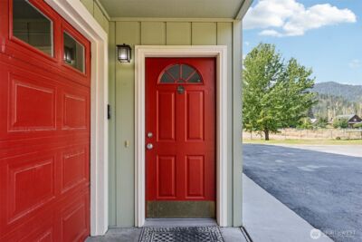 18527 Hazel Street , Leavenworth, WA 98826 - Photo 3