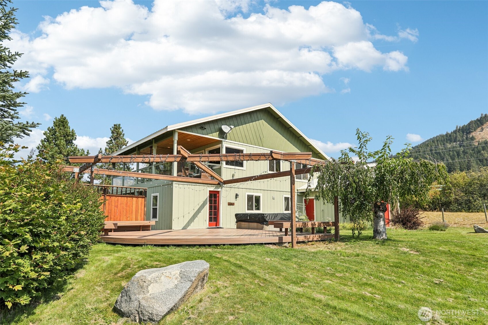 18527 Hazel Street , Leavenworth, WA 98826
