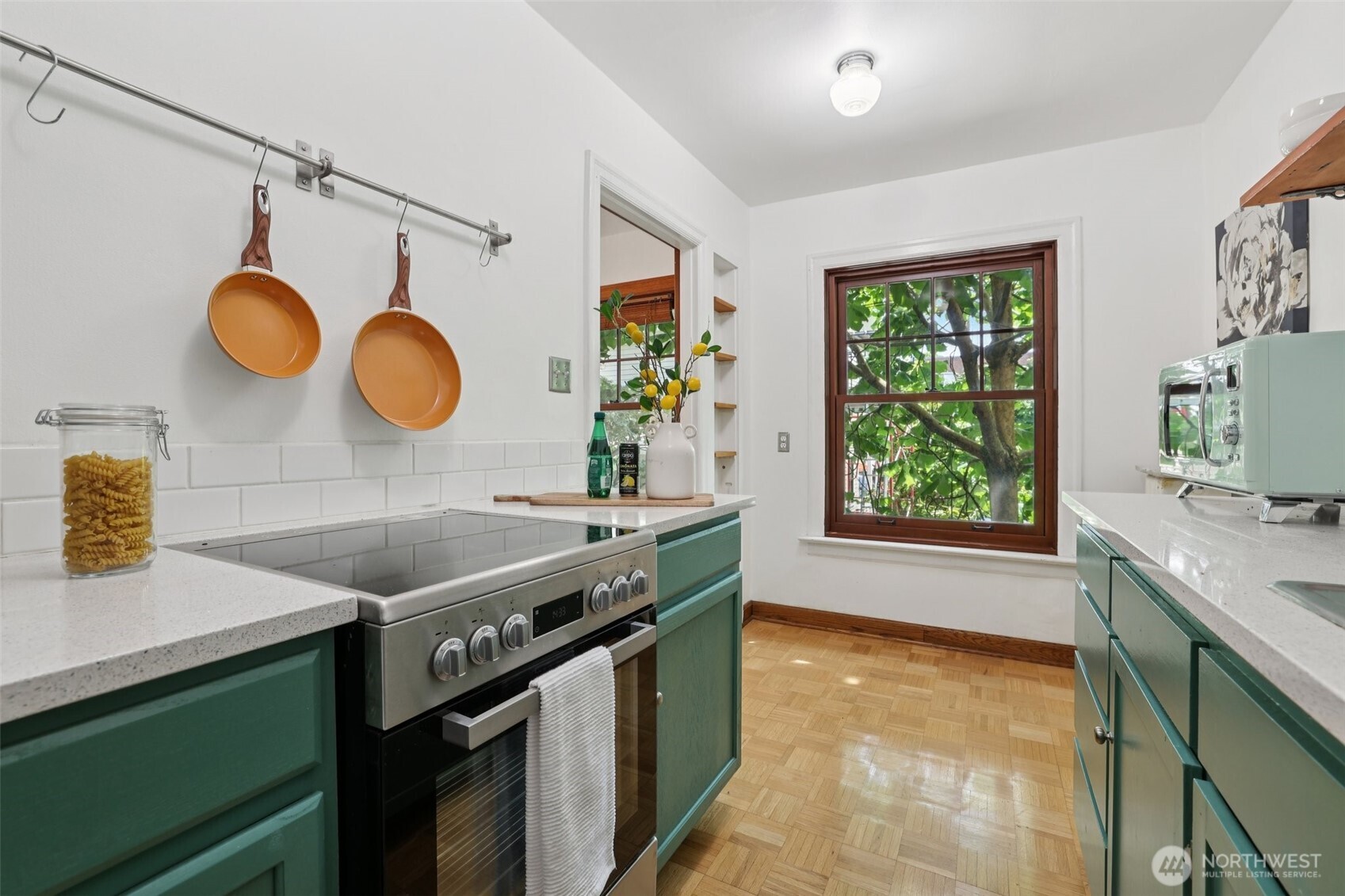 408 Bellevue Avenue E #206, Seattle, WA 98102