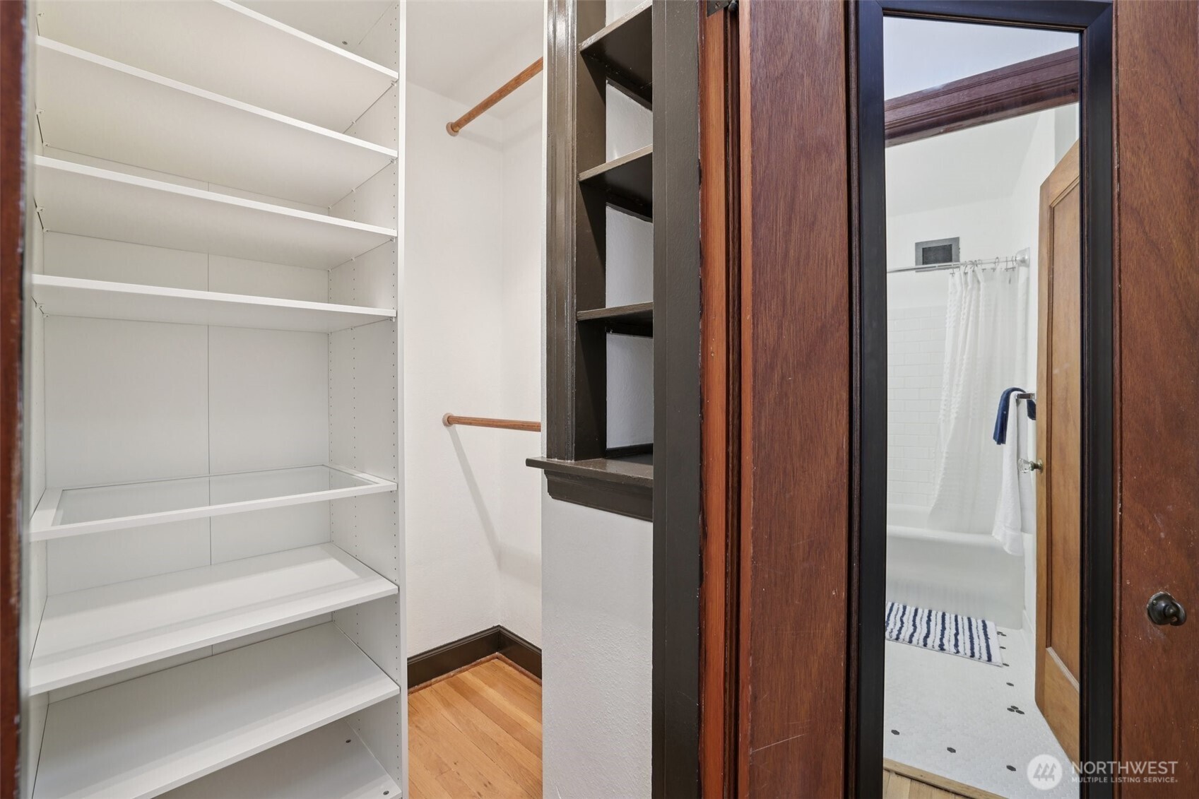 408 Bellevue Avenue E #206, Seattle, WA 98102