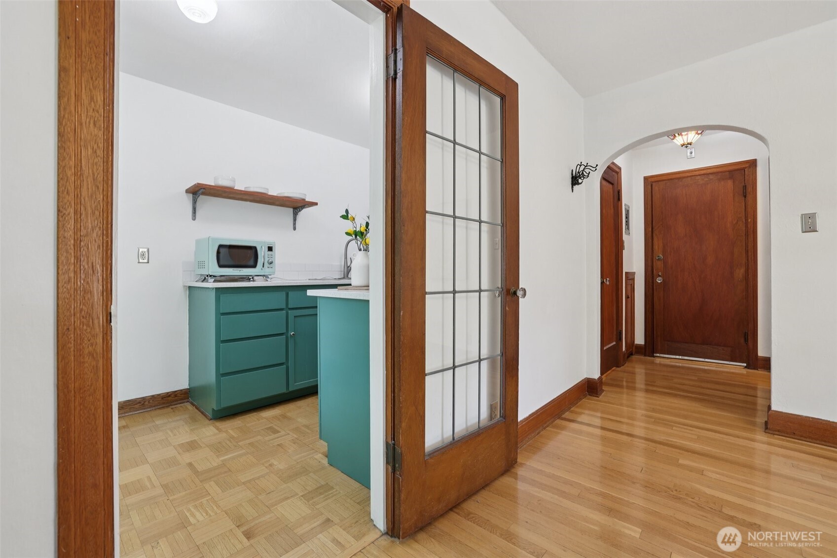 408 Bellevue Avenue E #206, Seattle, WA 98102