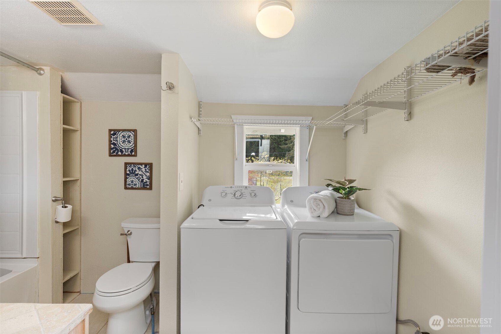 3550 NW Mountain View Road , Silverdale, WA 98383