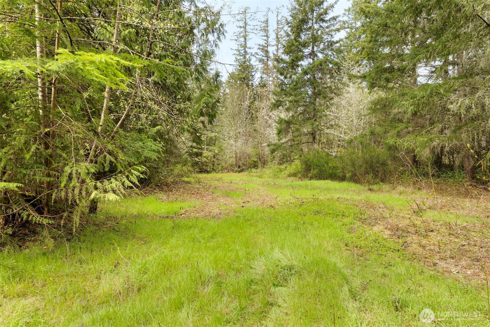 3550 NW Mountain View Road , Silverdale, WA 98383