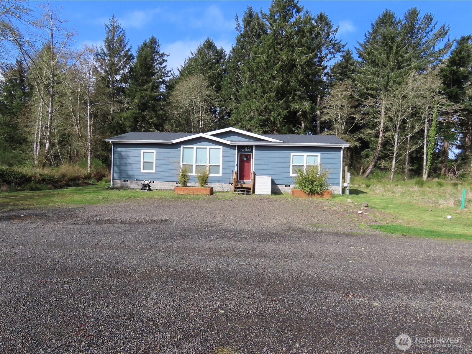 1321 S Melbourne Court , Westport, WA 98595
