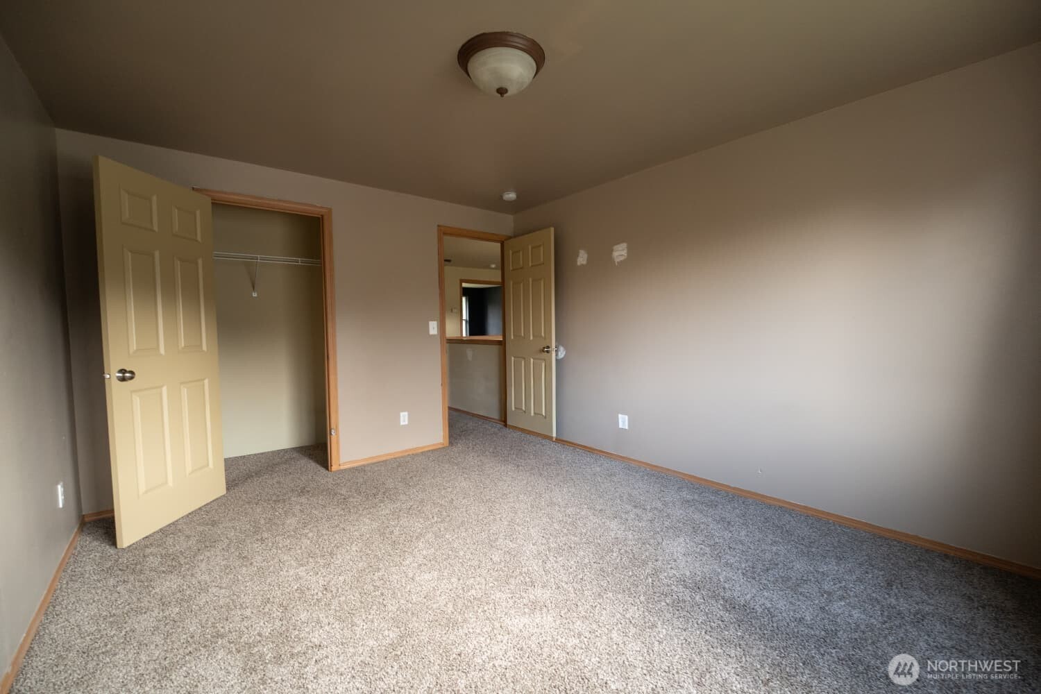 15880 104th Avenue SE, Yelm, WA 98597