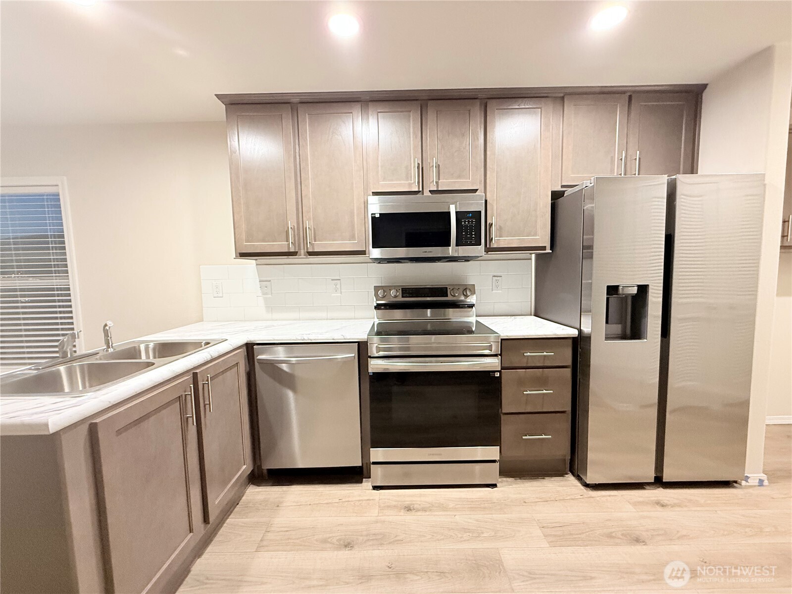 2322 Tacoma Road E #11, Puyallup, WA 98371