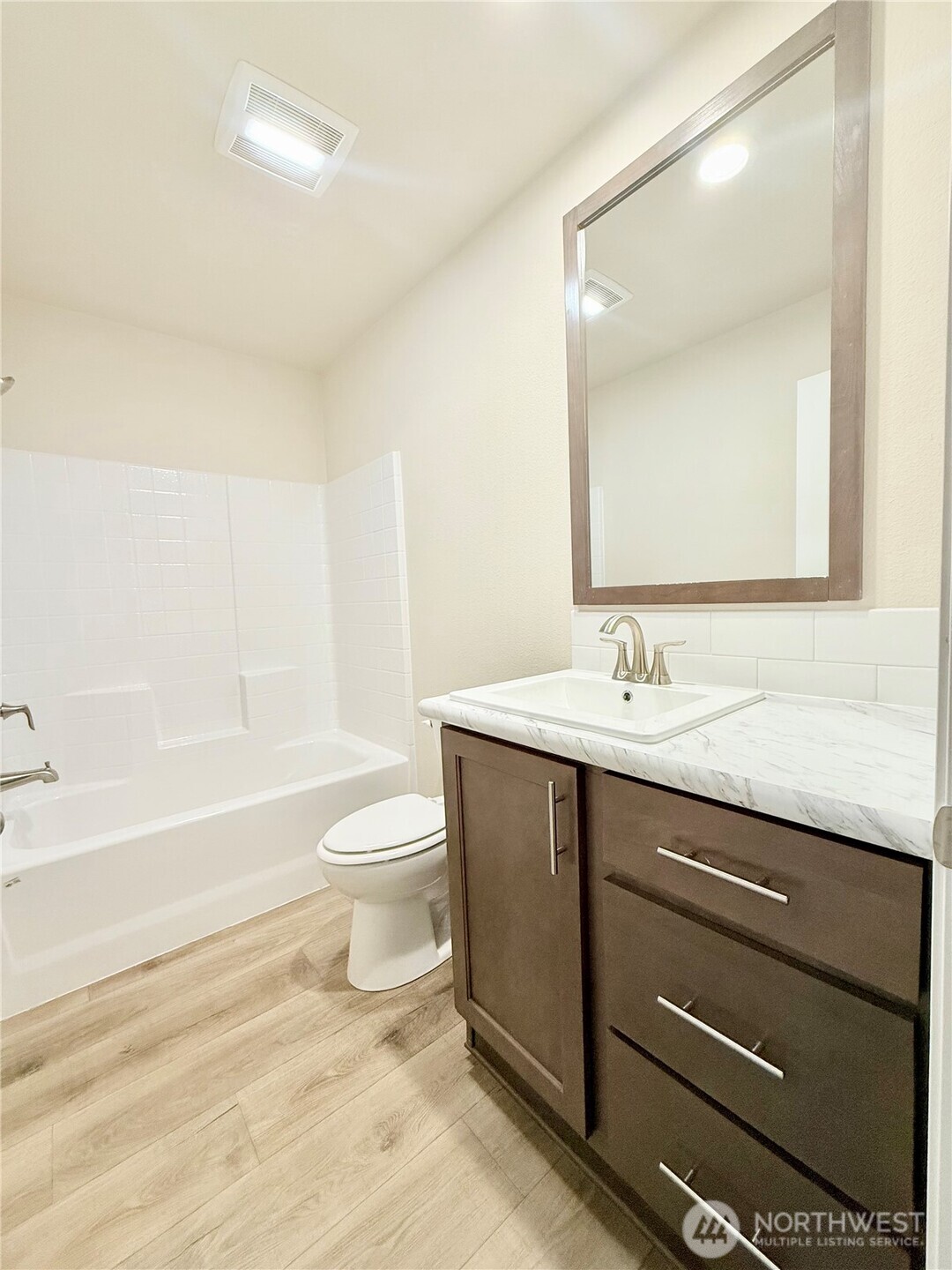 2322 Tacoma Road E #11, Puyallup, WA 98371