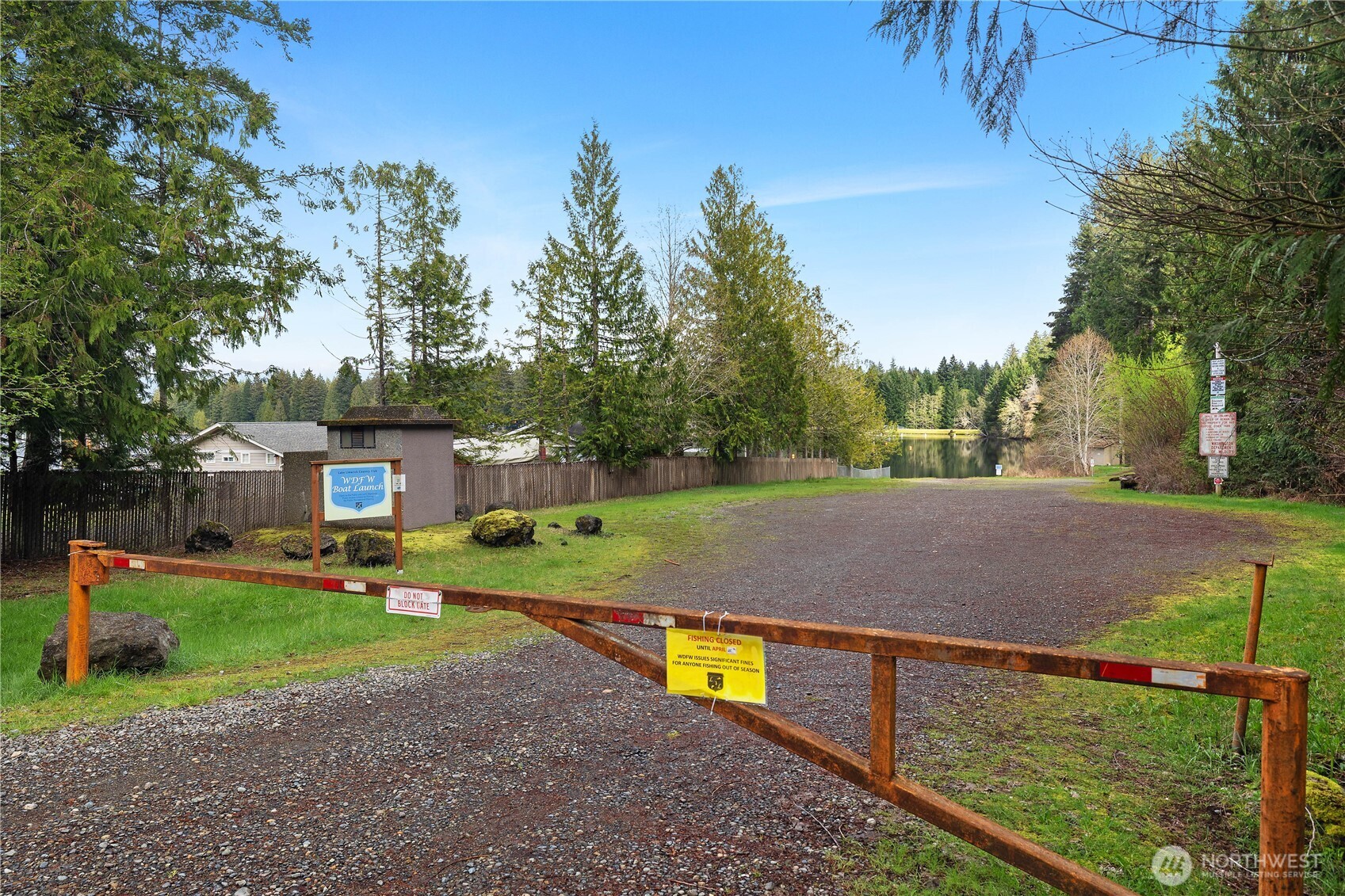541 E Saint Andrews Drive , Shelton, WA 98584