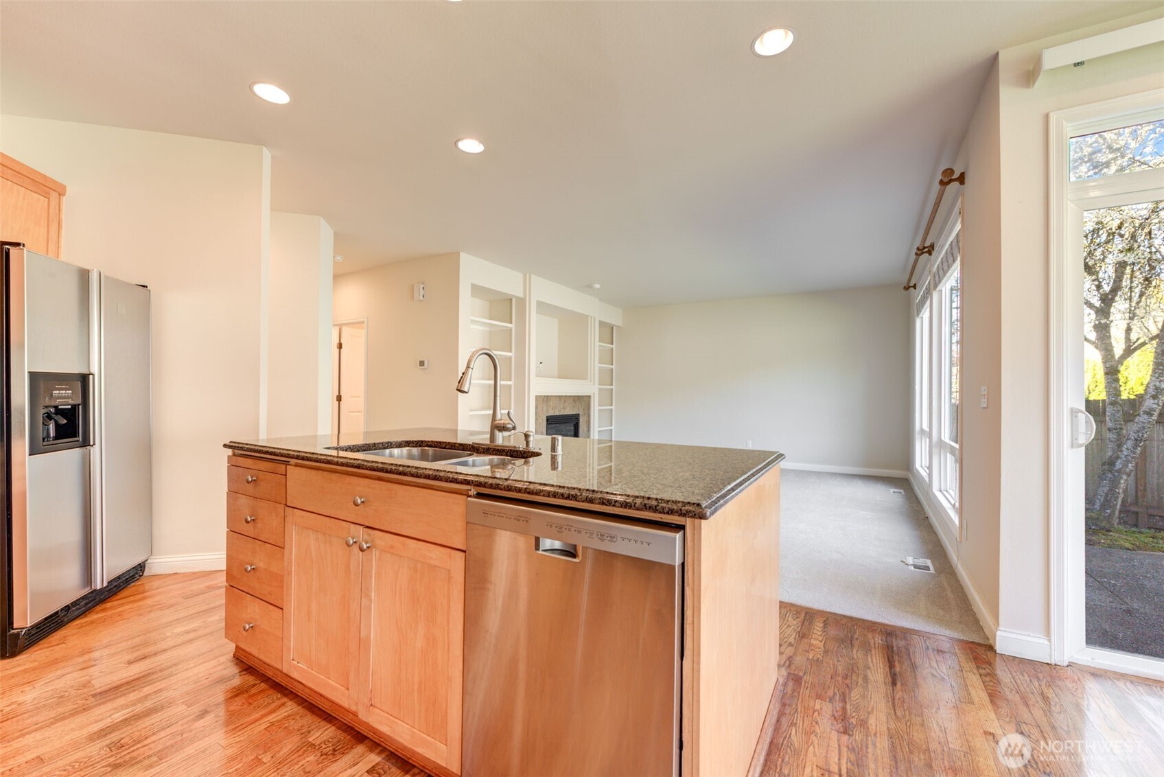 22524 NE 98th Place , Redmond, WA 98053