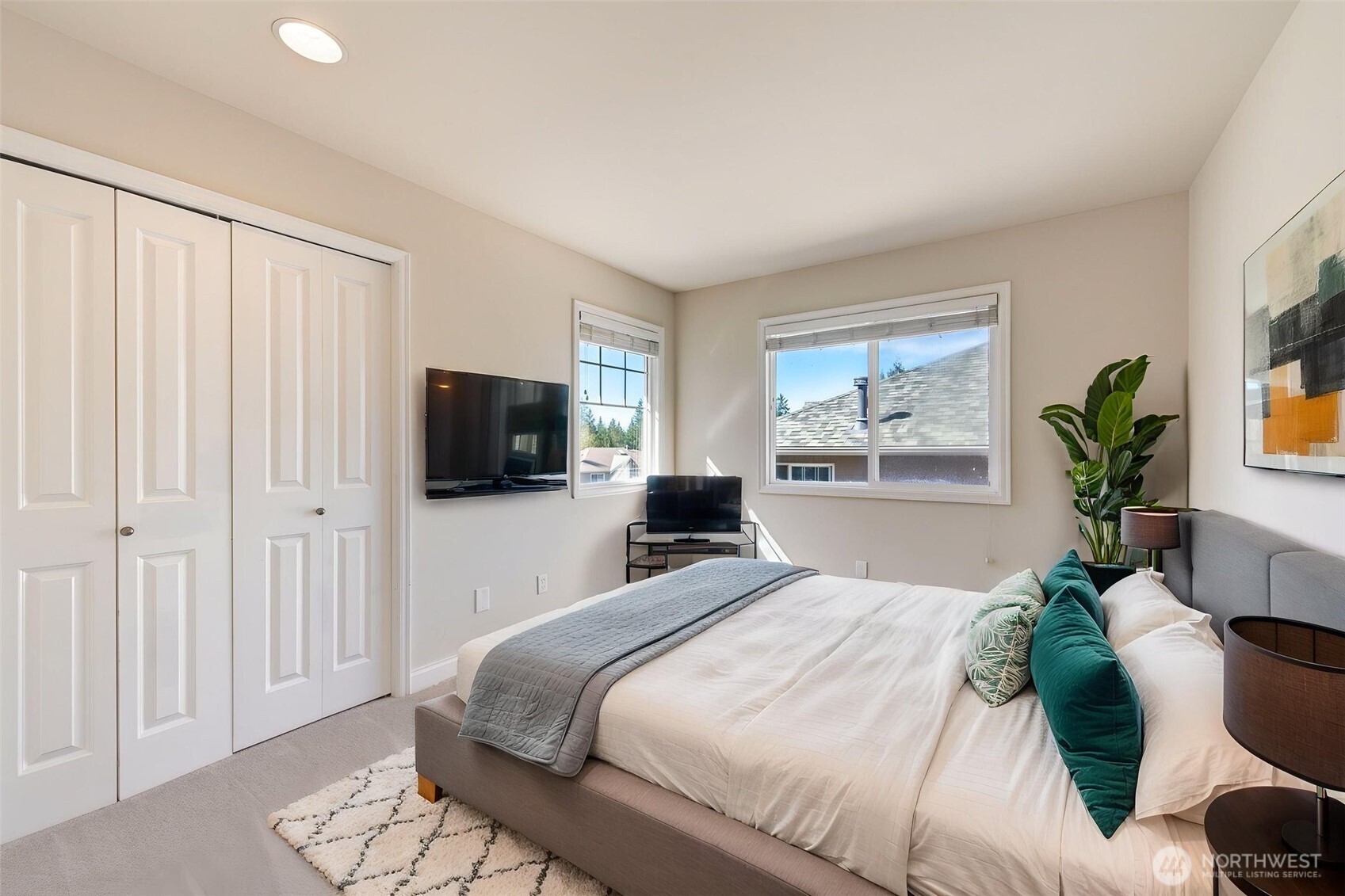 22524 NE 98th Place , Redmond, WA 98053