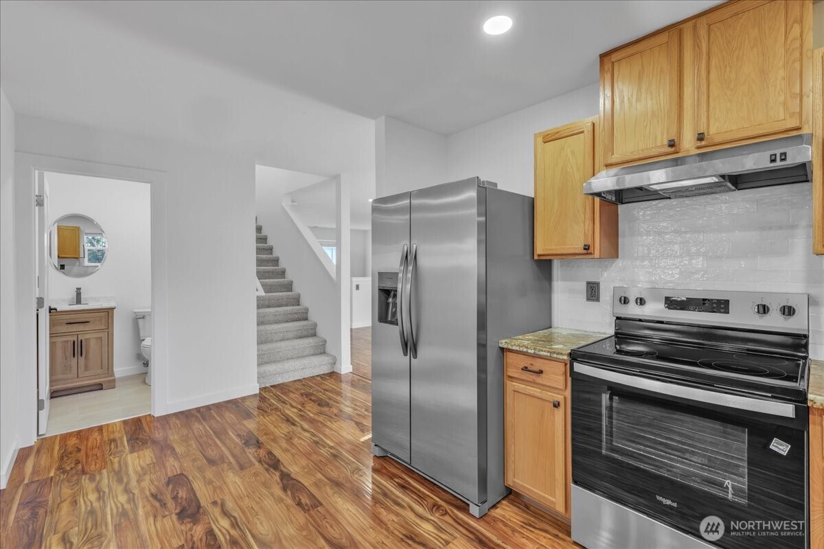 414 Easy Street SE, Rainier, WA 98576