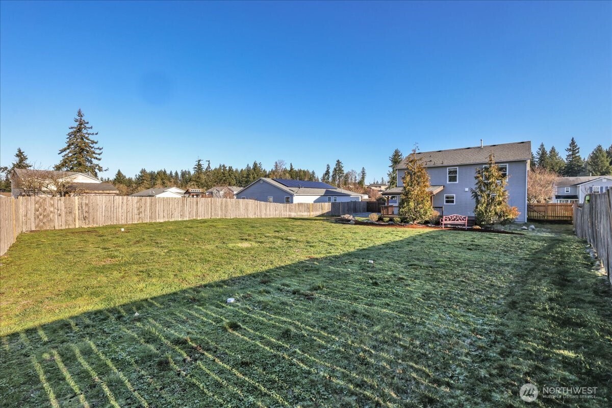 414 Easy Street SE, Rainier, WA 98576