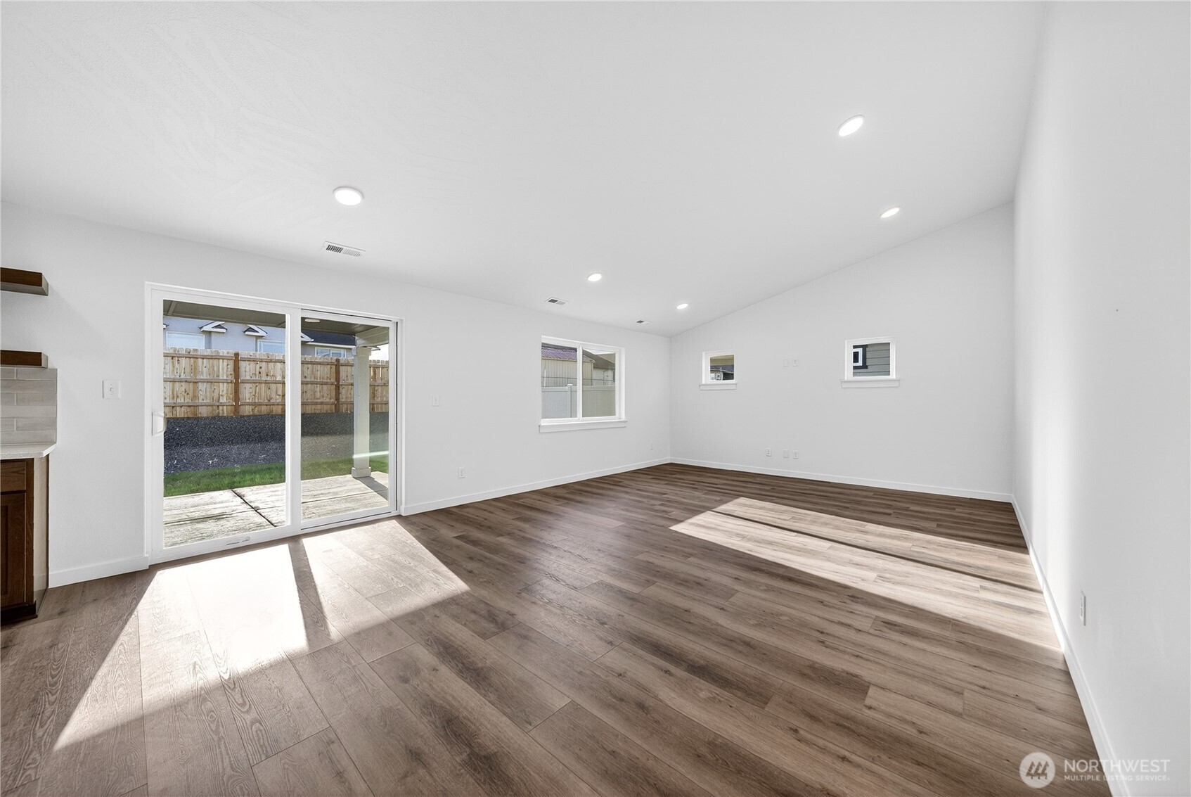 108 N Saratoga Way , Moses Lake, WA 98837