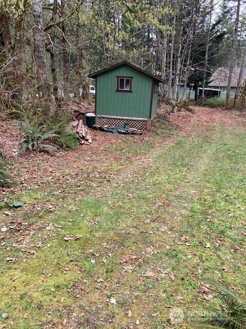 300 N Goldeneye Drive , Hoodsport, WA 98548