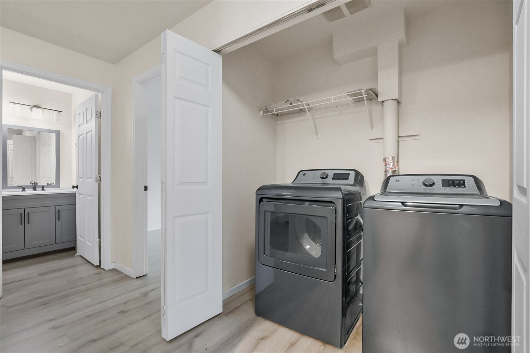 10240 Bridgeport Way SW, Lakewood, WA 98499