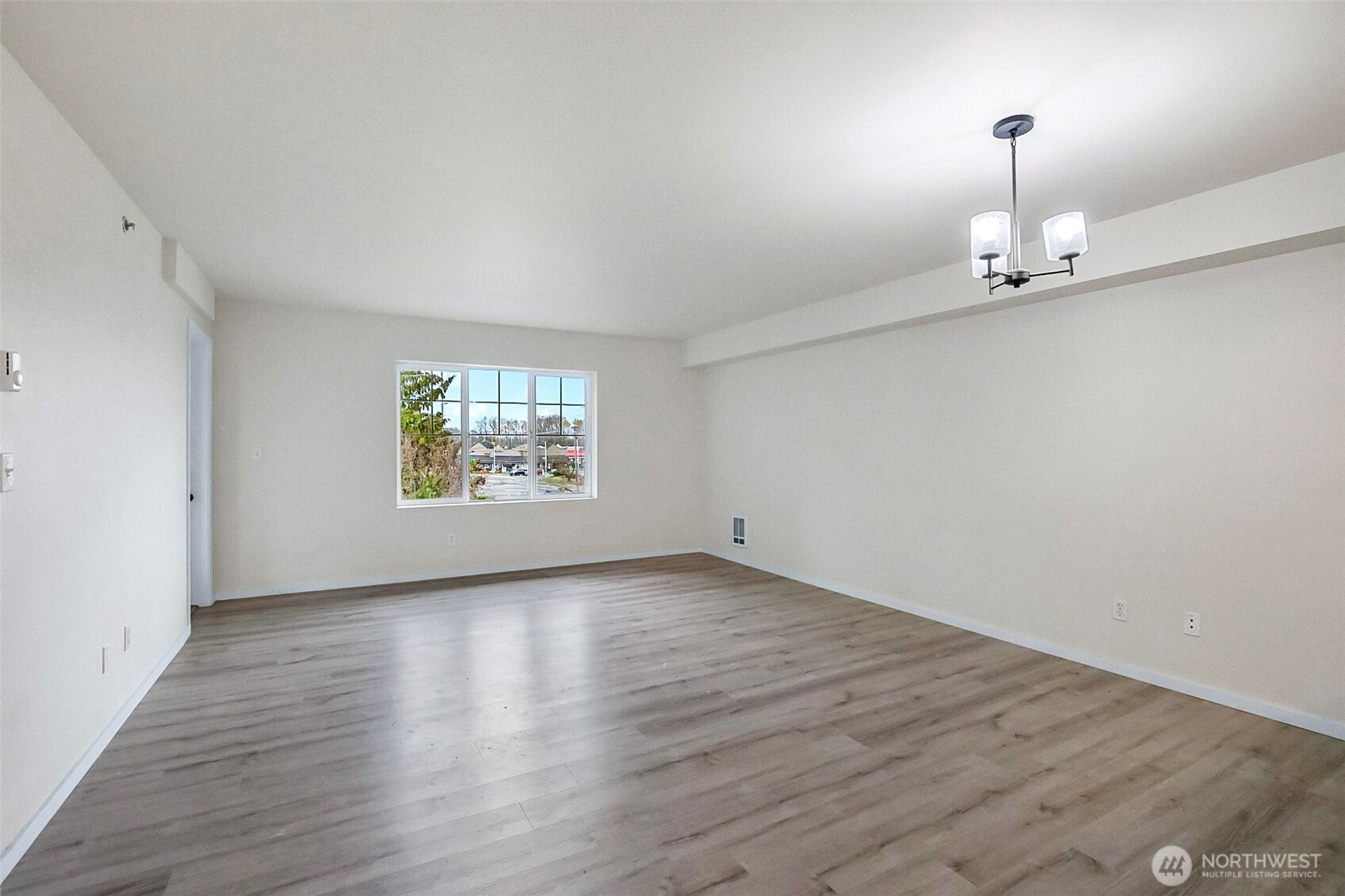 10240 Bridgeport Way SW, Lakewood, WA 98499