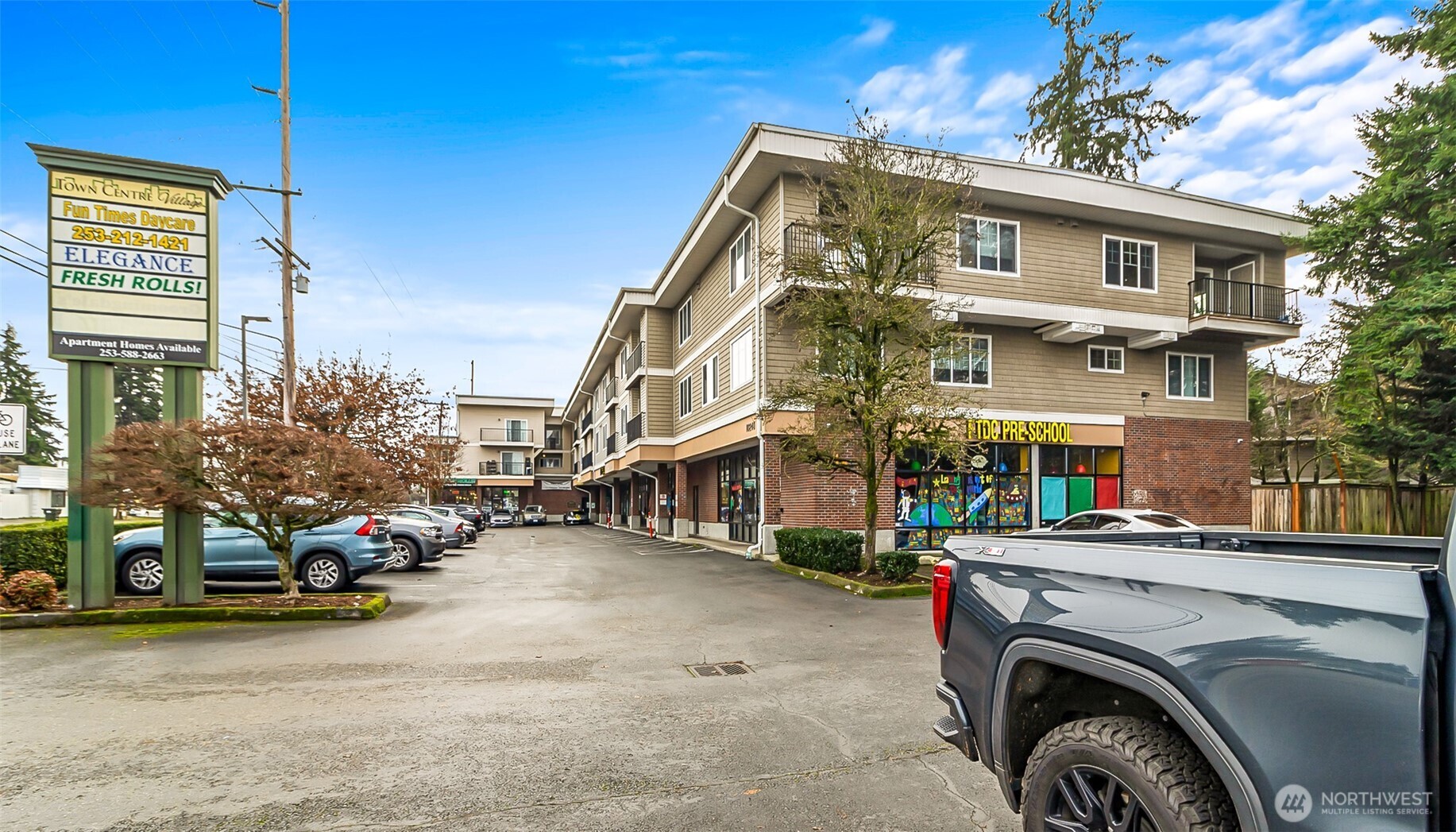 10240 Bridgeport Way SW, Lakewood, WA 98499