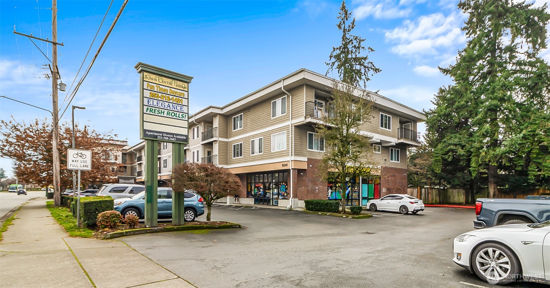 10240 Bridgeport Way SW, Lakewood, WA 98499